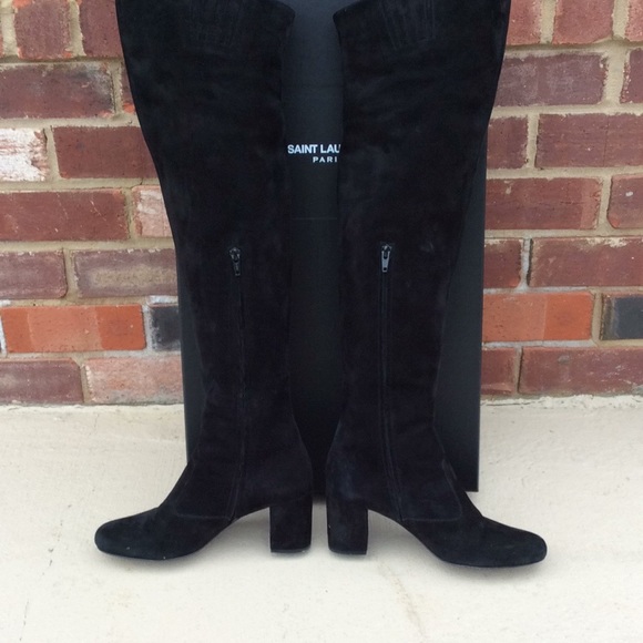 Saint Laurent Babies Black Suede Boot - Picture 2 of 7